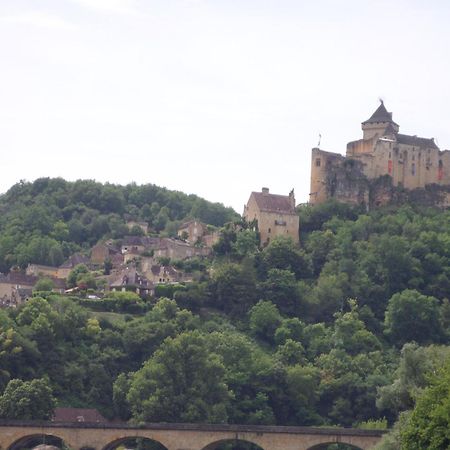 Appartement Centre Medieval Le Boudoir De Marie Sarlat-la-Caneda Bagian luar foto