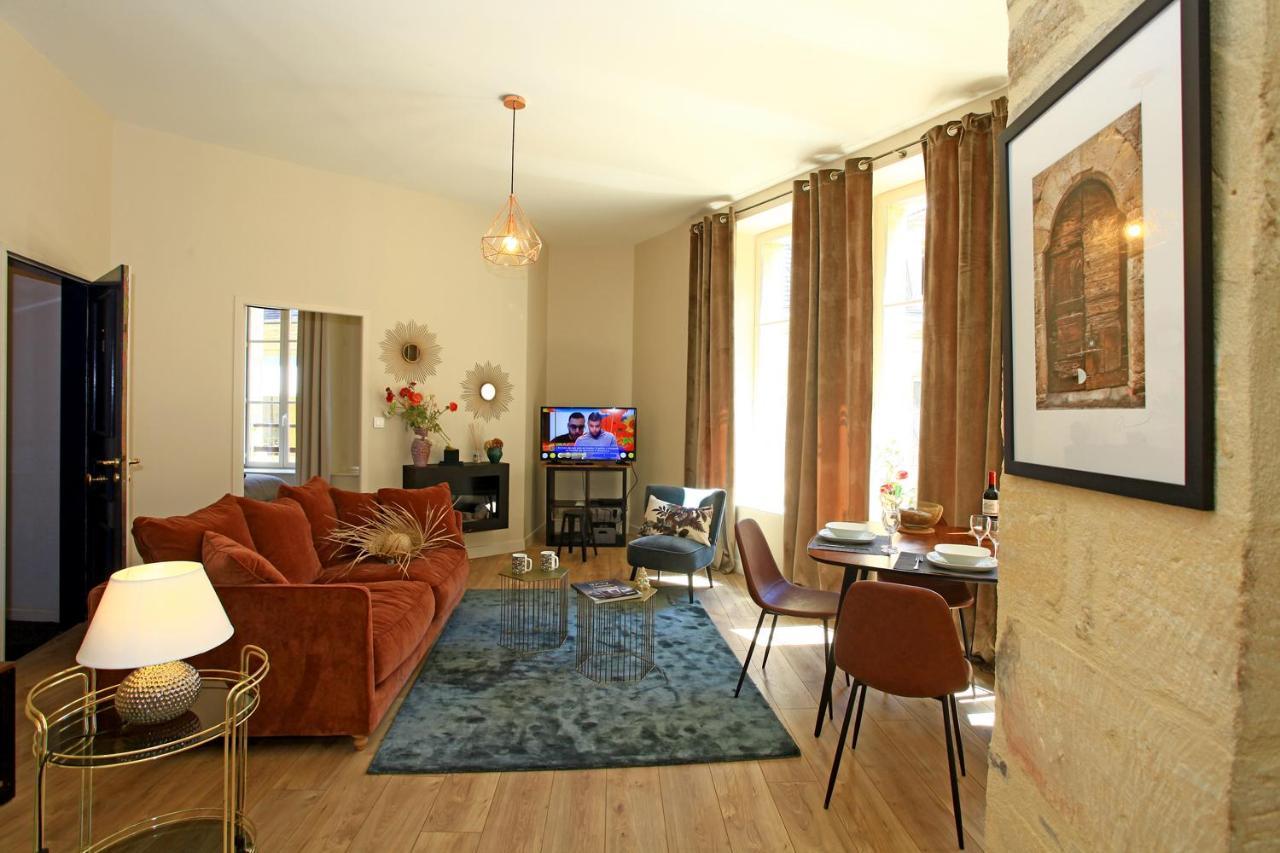 Appartement Centre Medieval Le Boudoir De Marie Sarlat-la-Caneda Bagian luar foto