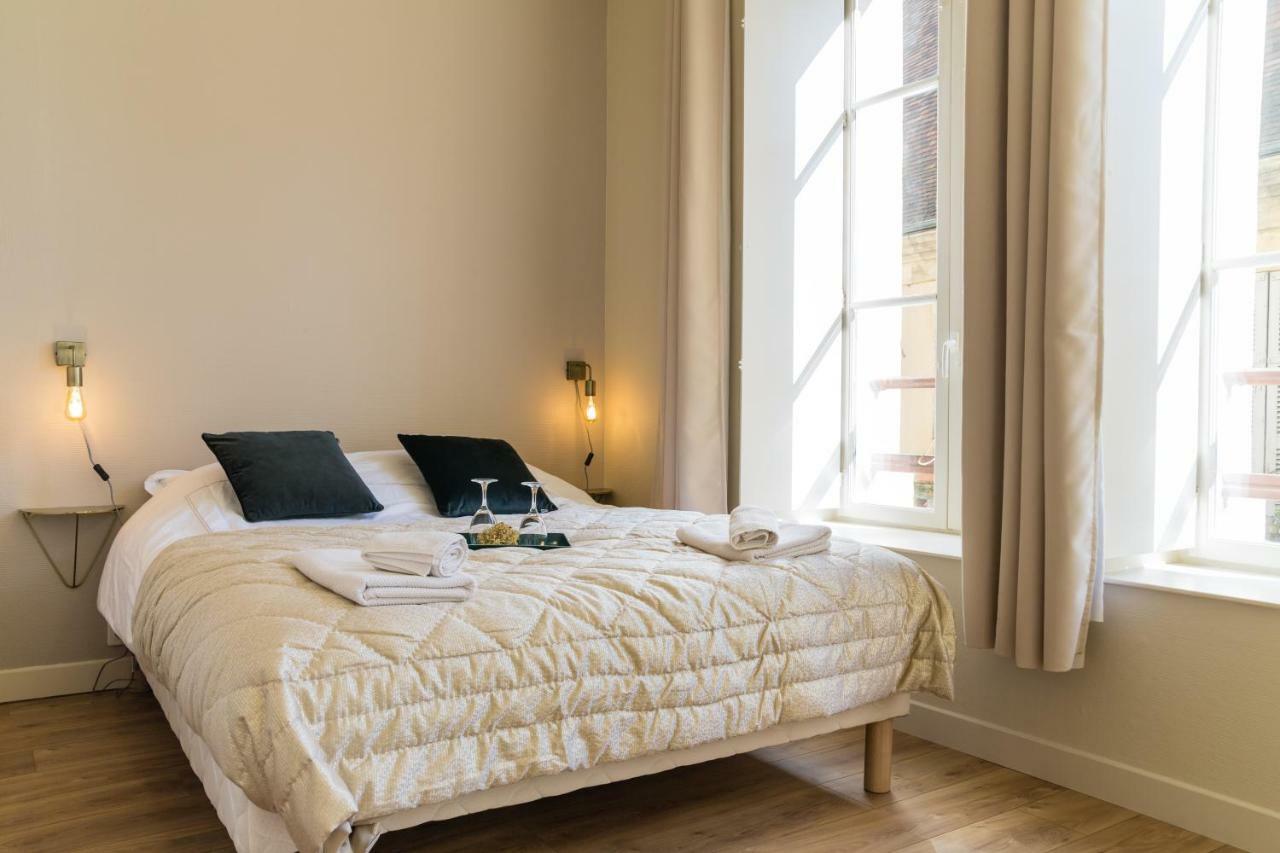 Appartement Centre Medieval Le Boudoir De Marie Sarlat-la-Caneda Bagian luar foto